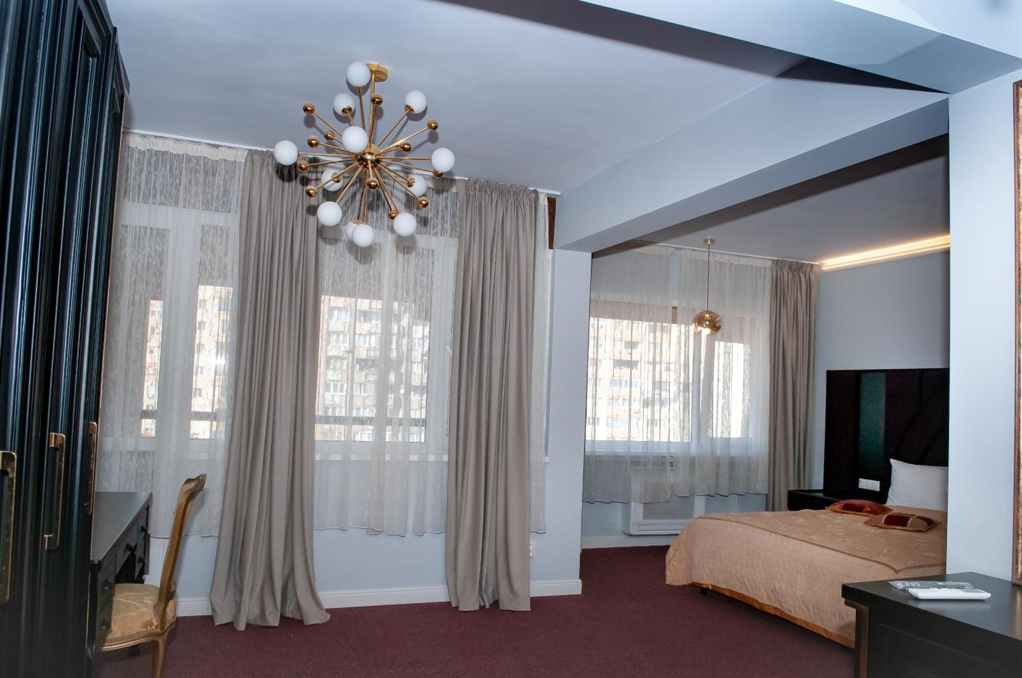 Hotel Rusca Hunedoara Exteriér fotografie